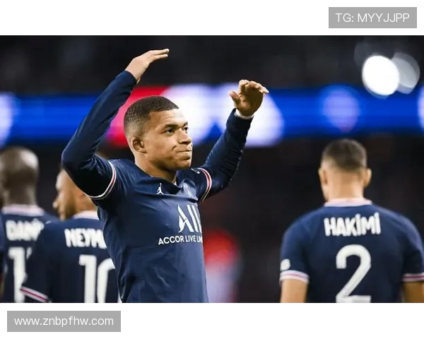 姆巴佩精彩戏耍对手轻松过人射门展现超强个人能力